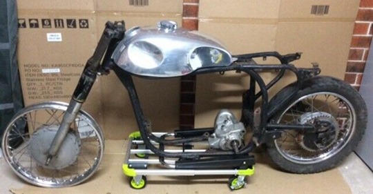 cafe racer chassis